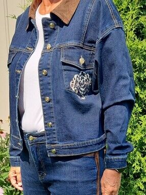 Tricotto Blue Denim Jeans with Brown Trim